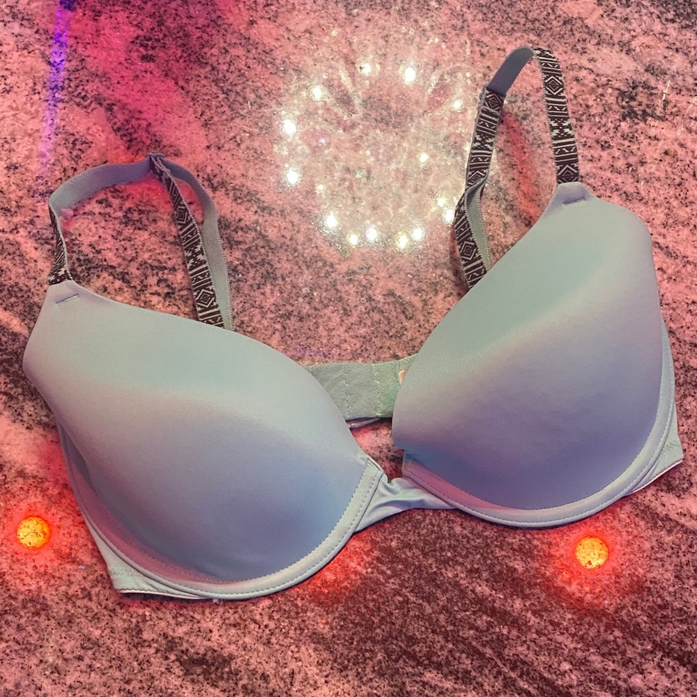 PINK Victoria's Secret wear everywhere demi buste bra Light Tiffany Blue color